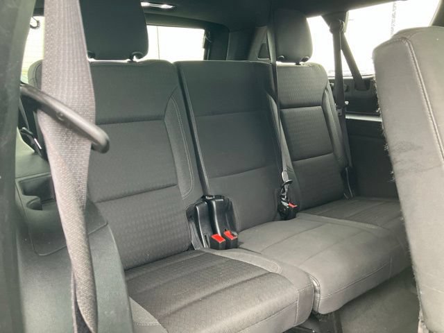 Used 2023 Chevrolet Suburban LS RWD image 15