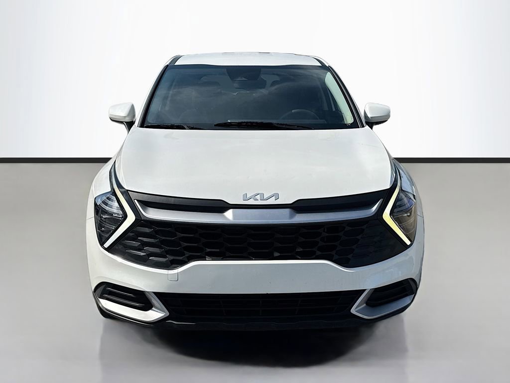 Used 2024 Kia Sportage LX image 2