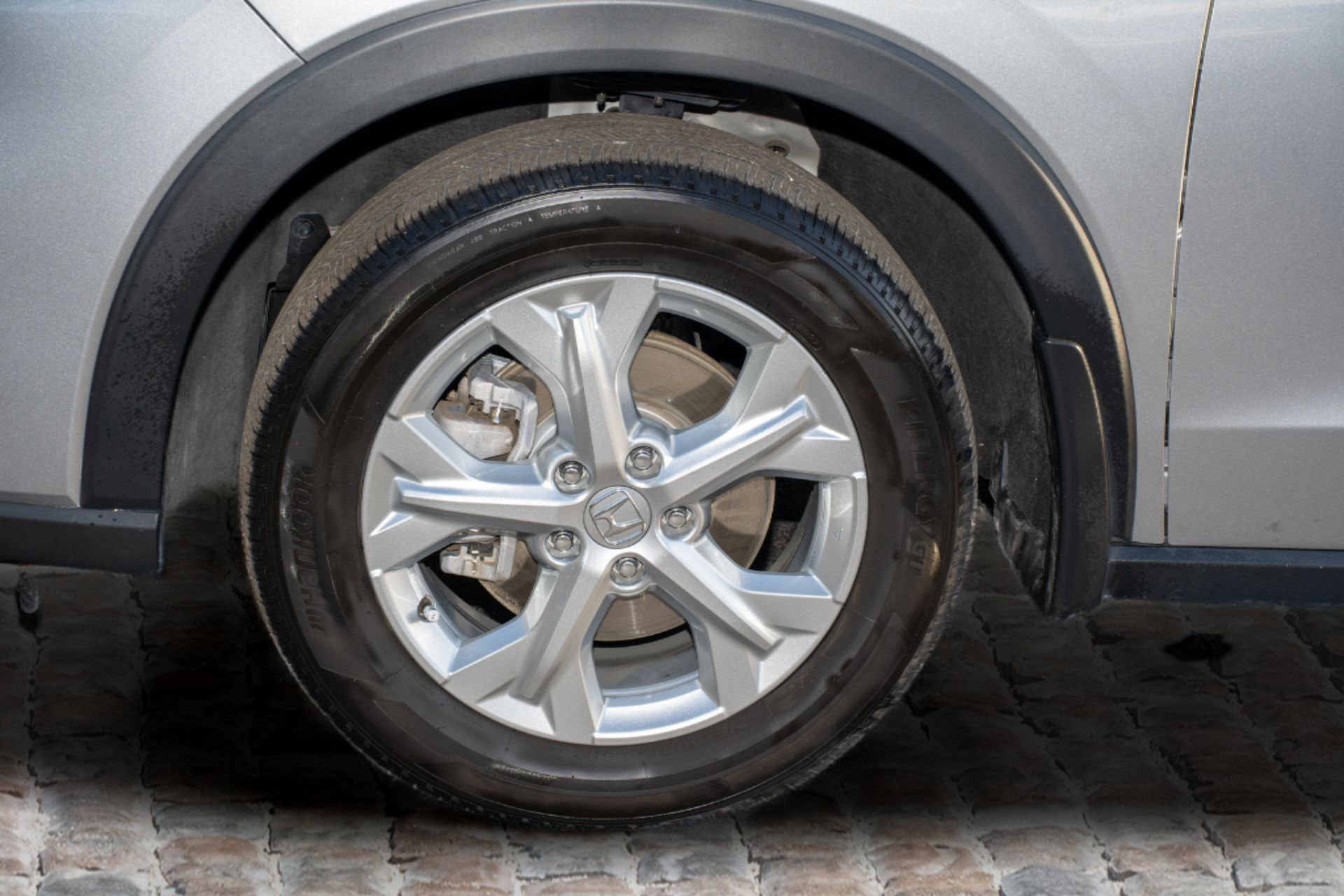 Certified 2023 Honda HR-V LX image 39