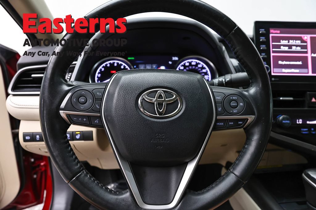 Used 2021 Toyota Camry XLE AWD/4WD image 10