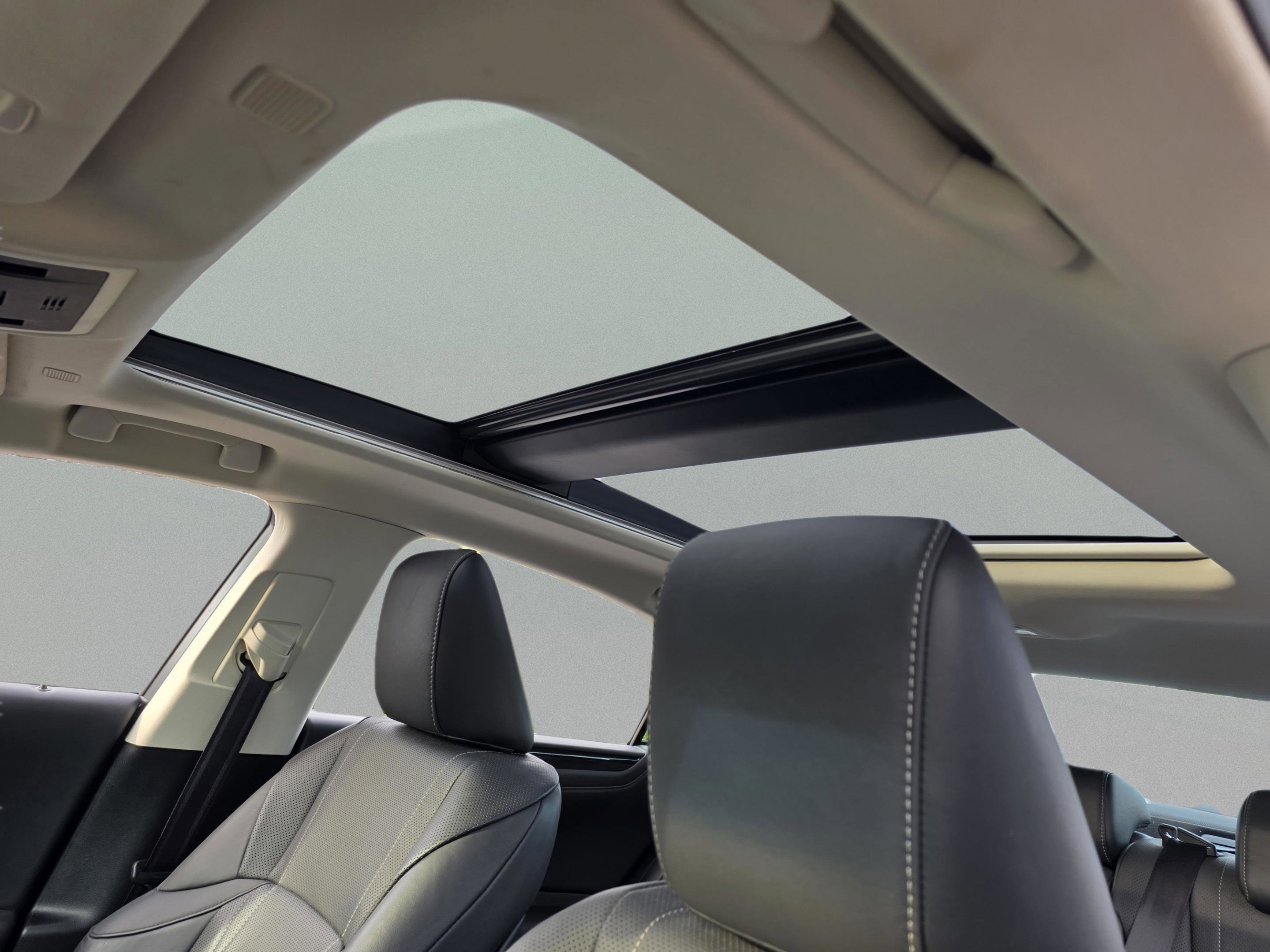 Used 2019 Lexus ES 350 w/ Accessory Package 2 FWD image 13