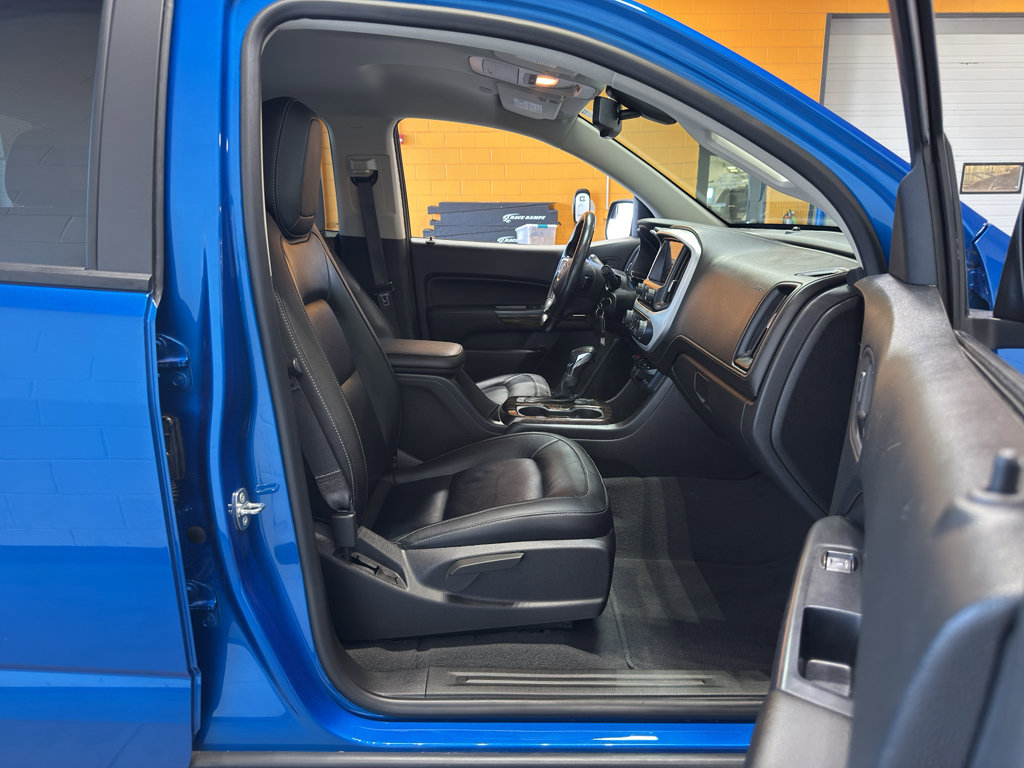 Used 2022 GMC Canyon Elevation w/ Elevation Premium Package image 16