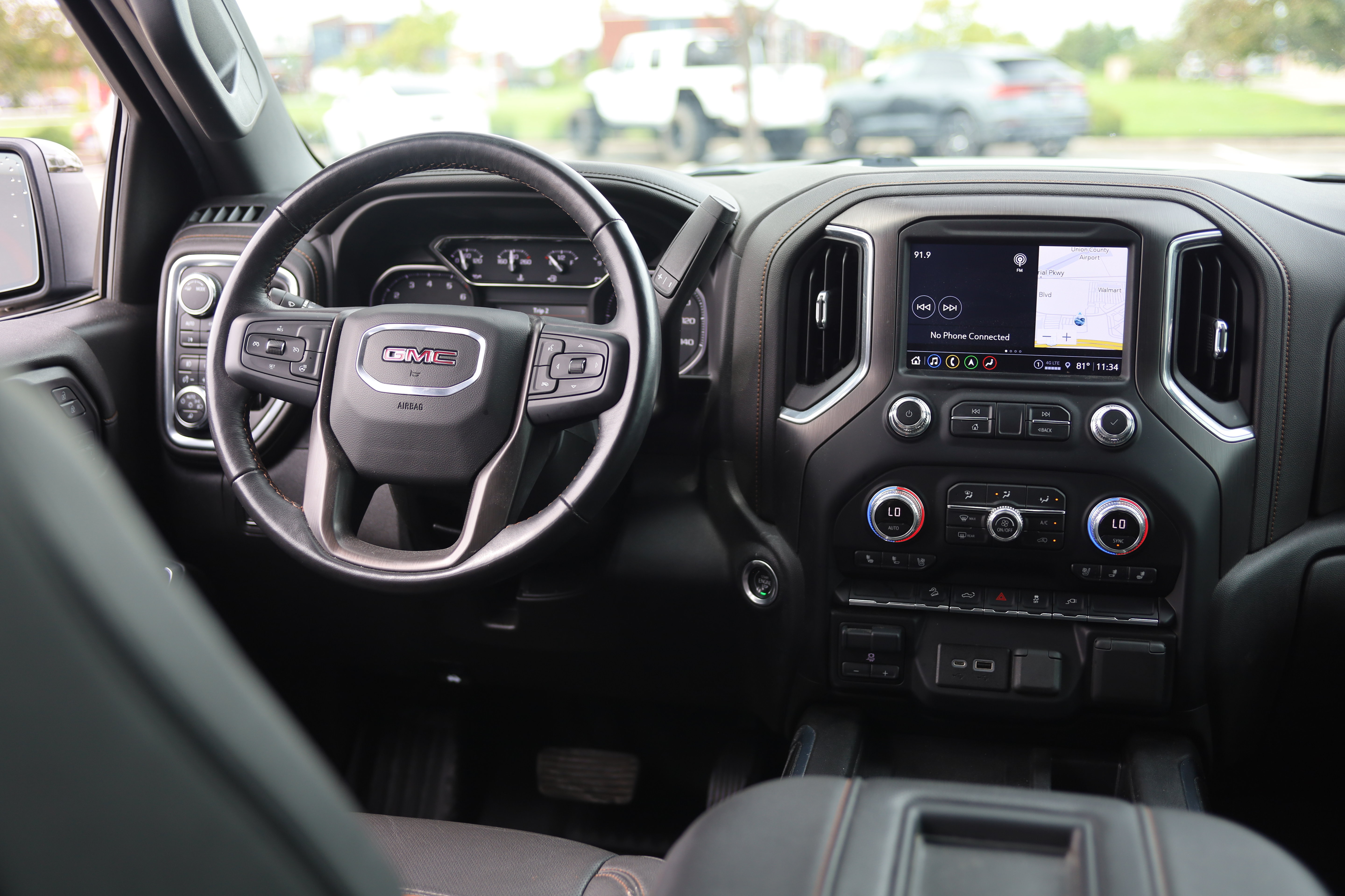Used 2022 GMC Sierra 1500 AT4 w/ AT4 Preferred Package AWD/4WD image 27