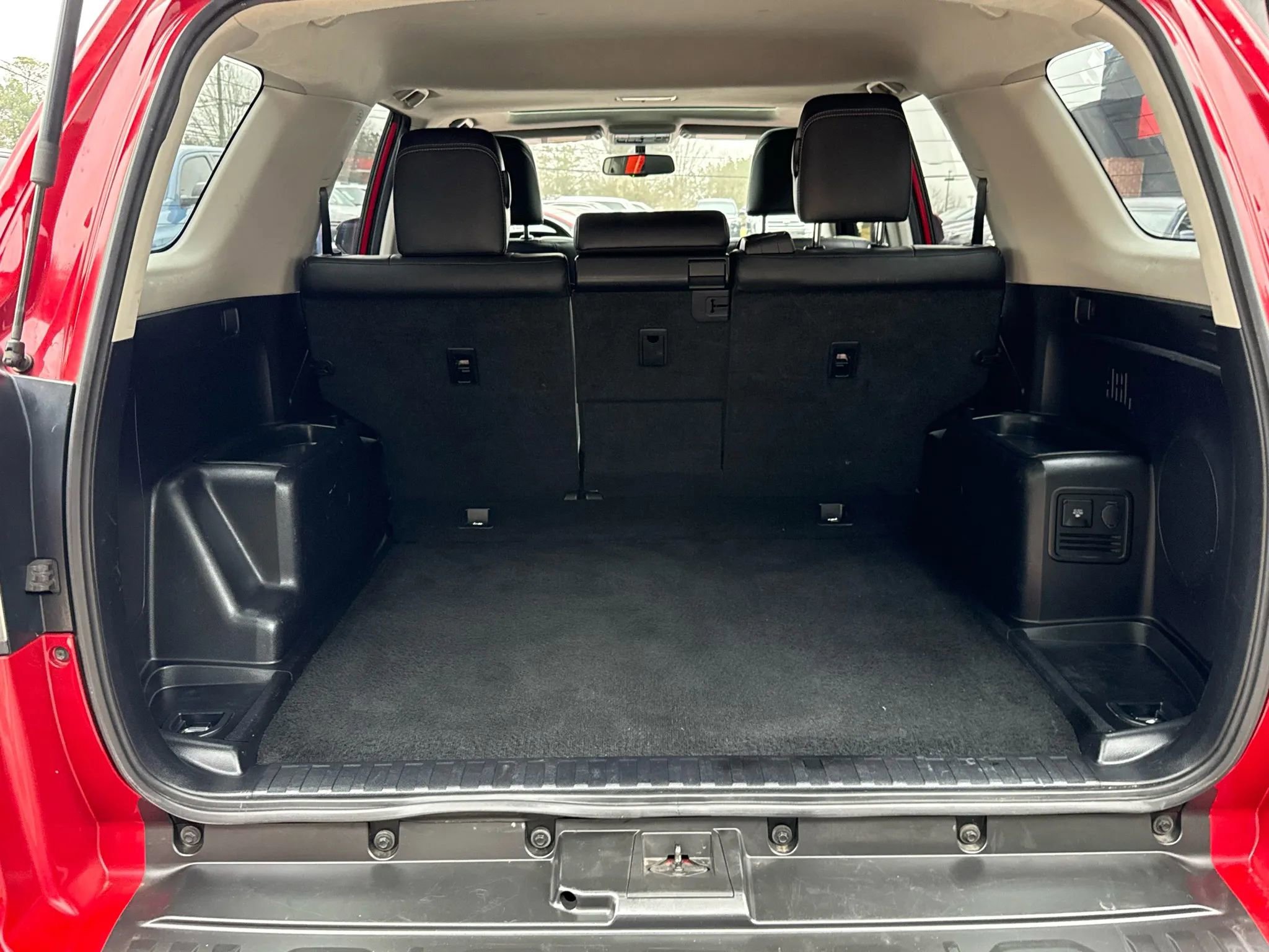 Used 2018 Toyota 4Runner Limited image 23