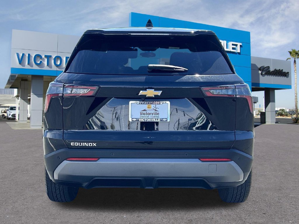 Certified 2026 Chevrolet Equinox LT FWD image 5