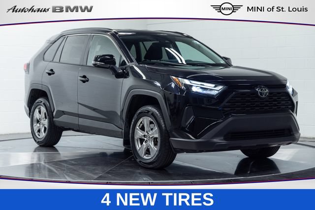 Used 2024 Toyota RAV4 XLE w/ Weather Package AWD/4WD image 1