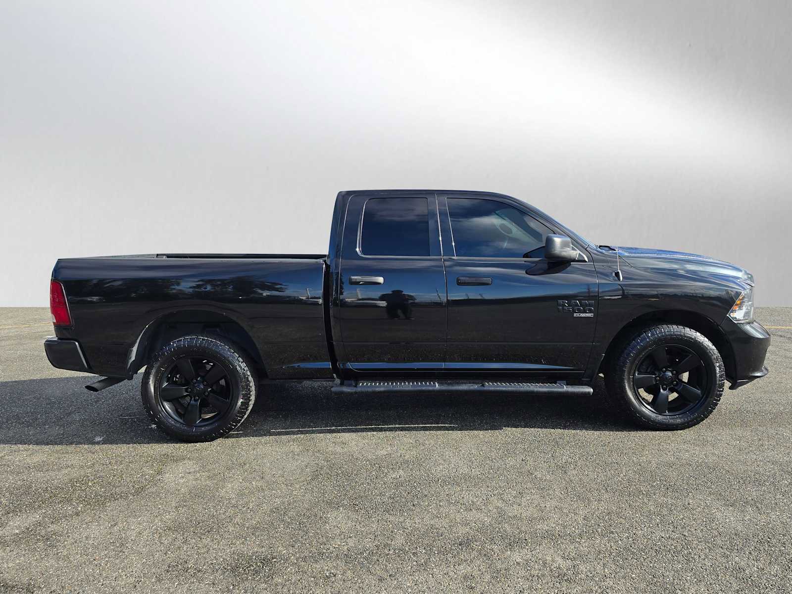 Used 2019 RAM 1500 Express w/ Wheel & Sound Group image 8