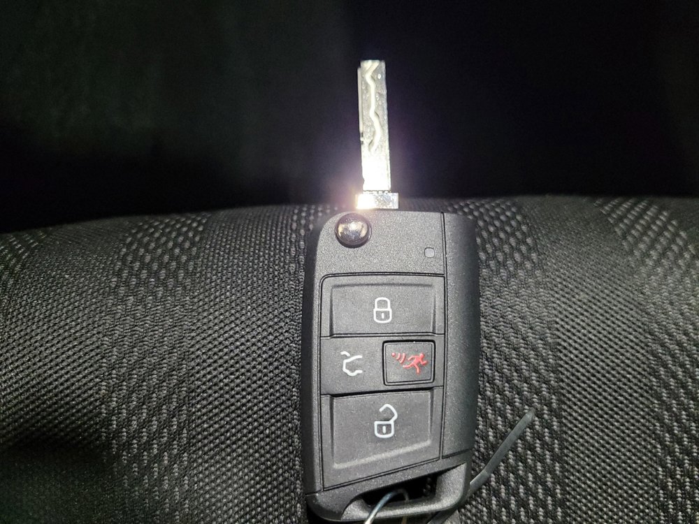Used 2023 Volkswagen Jetta Sport image 32