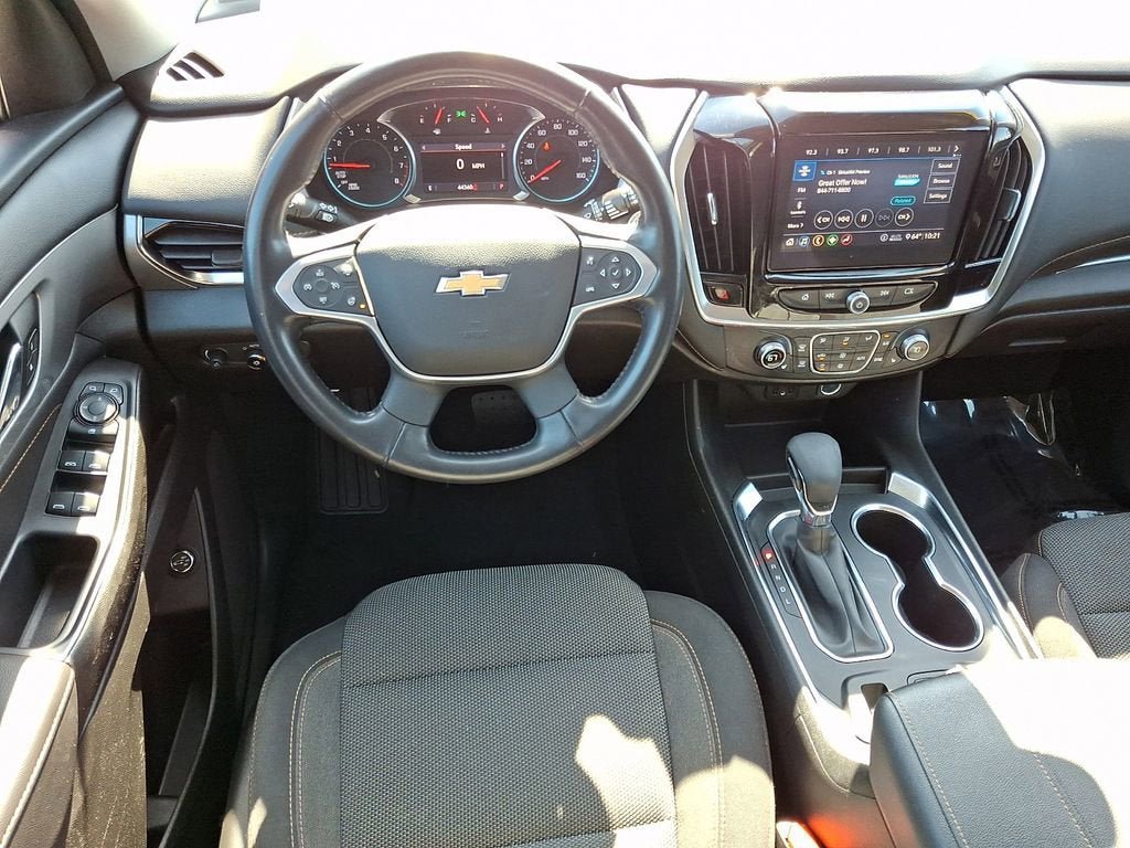 Certified 2021 Chevrolet Traverse LT FWD image 13