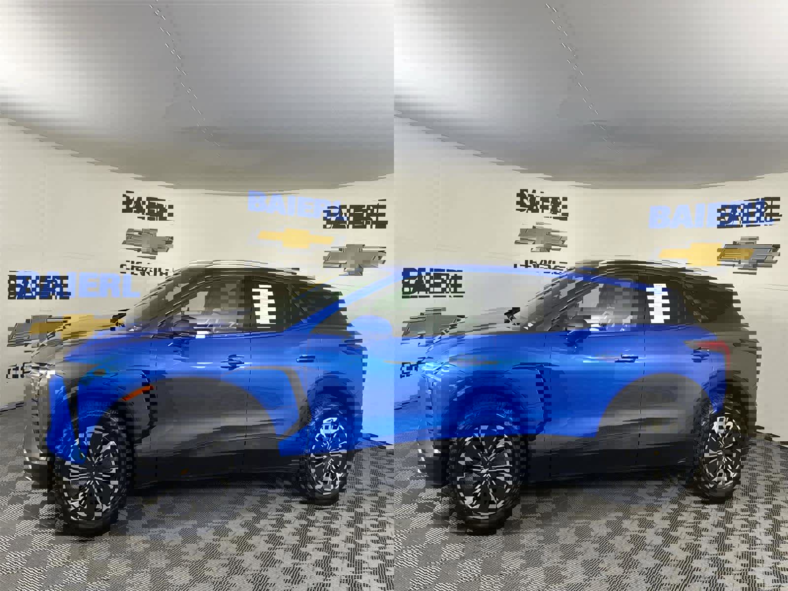 Used 2024 Chevrolet Blazer EV LT image 2