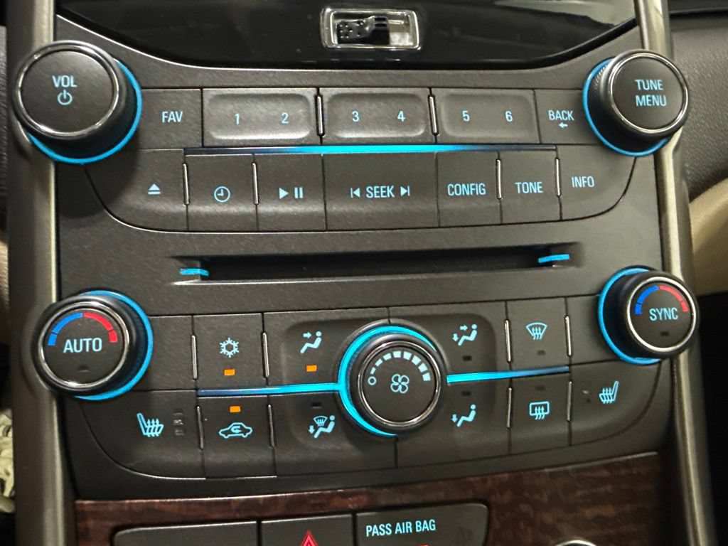 Used 2013 Chevrolet Malibu LTZ FWD image 18