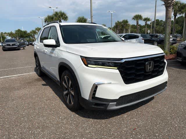 Used 2023 Honda Pilot Elite image 8