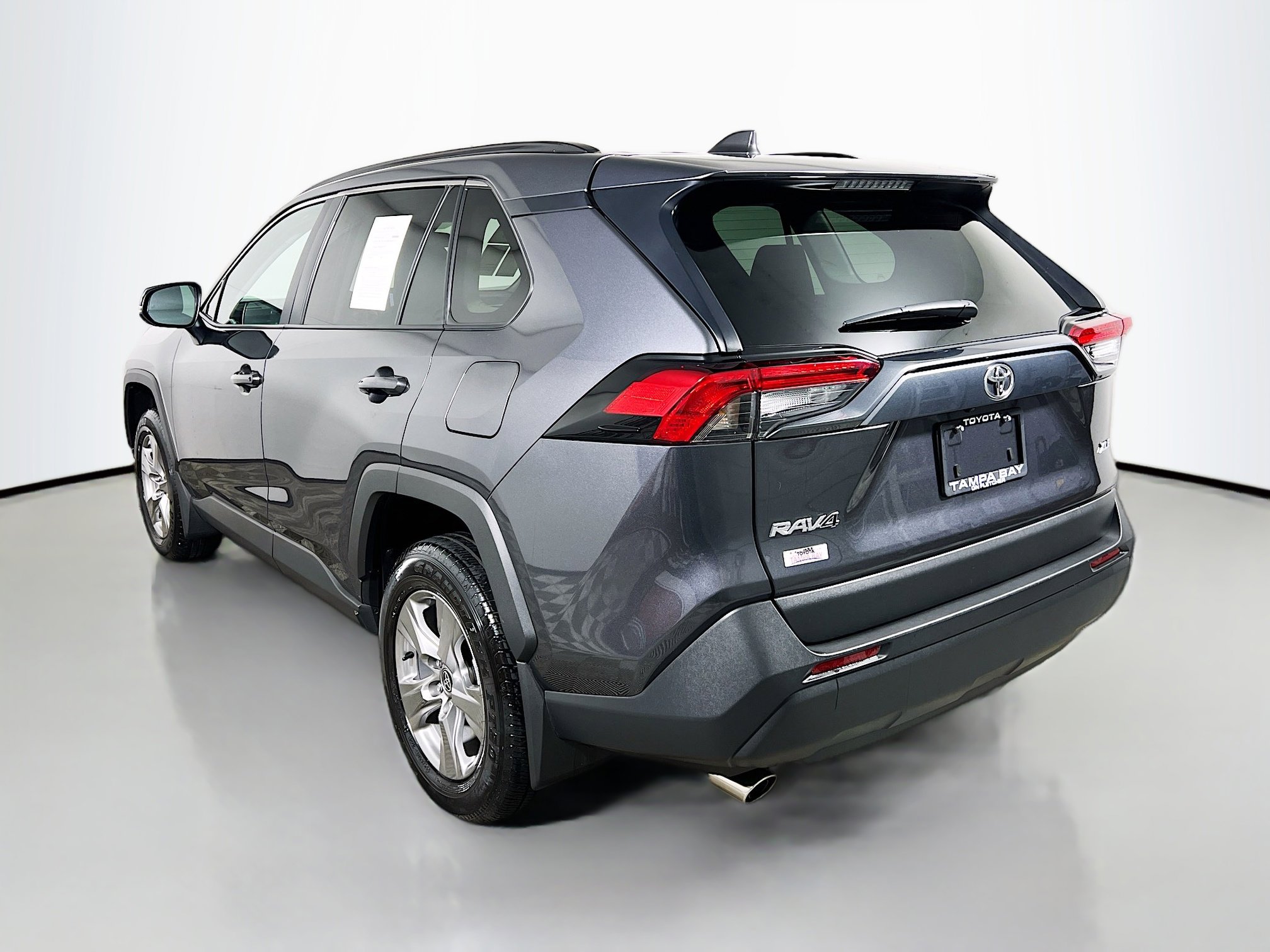 Used 2025 Toyota RAV4 XLE image 8