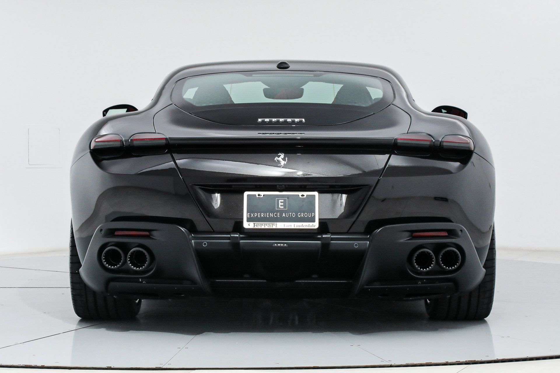 Certified 2022 Ferrari Roma image 7