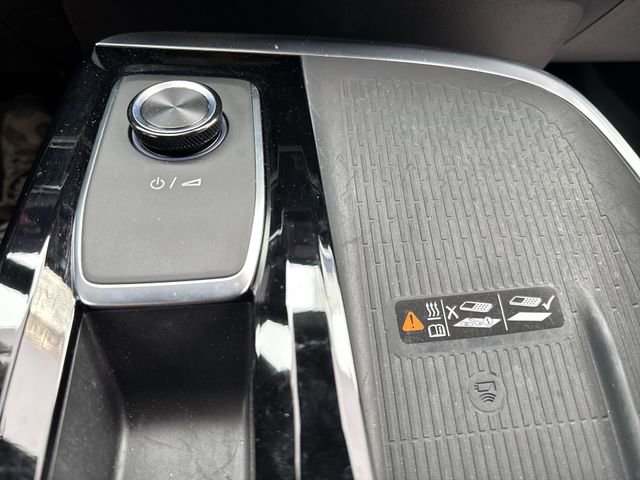 Used 2026 Buick Enclave Preferred w/ Power Package AWD/4WD image 26