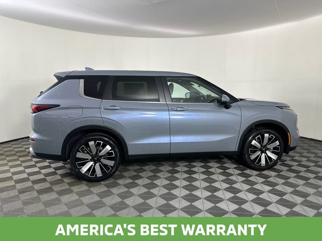 New 2026 Mitsubishi Outlander SE AWD/4WD image 11