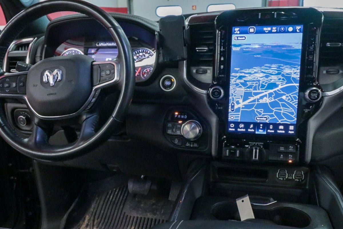 Used 2022 RAM 1500 Laramie AWD/4WD image 23