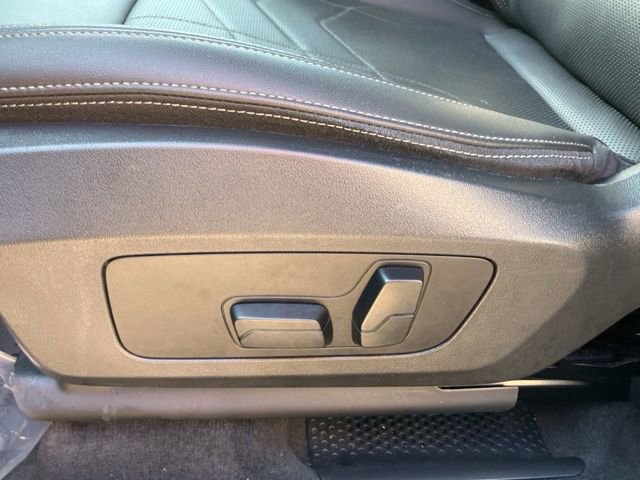 Used 2025 BMW X1 xDrive28i image 13