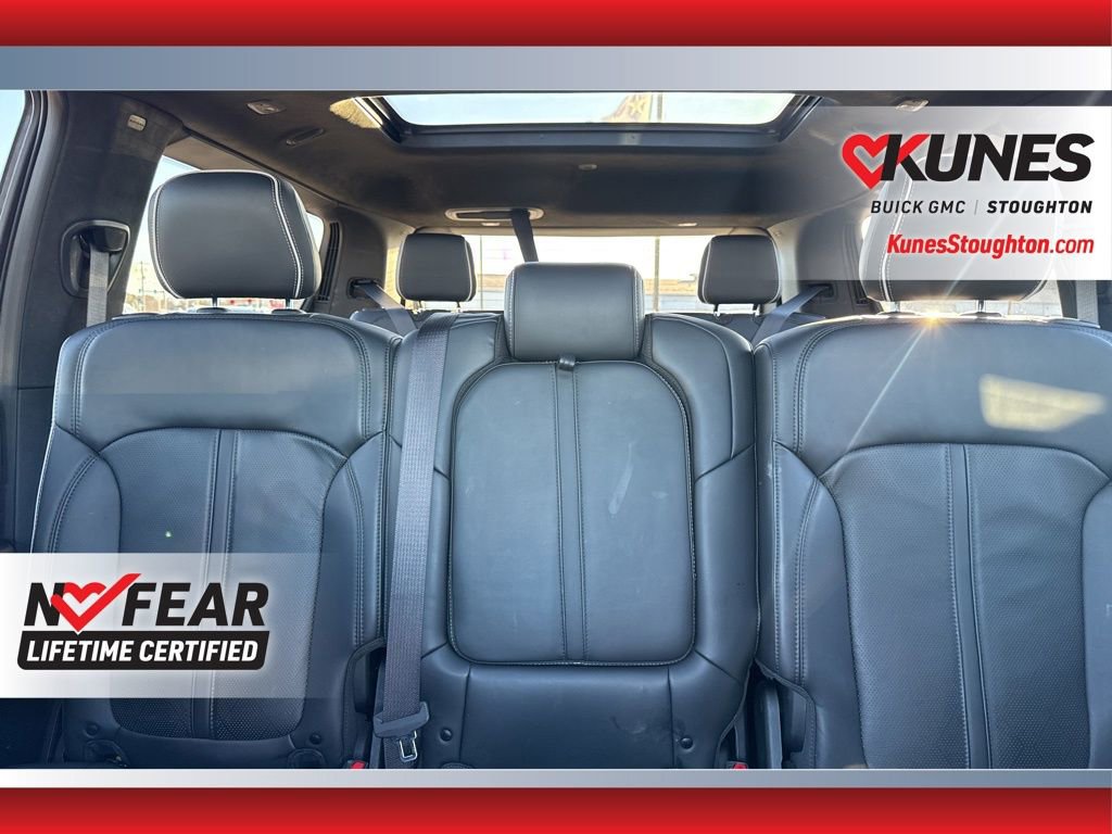 Used 2023 Jeep Grand Wagoneer Series II w/ Flexible Seating Group image 37