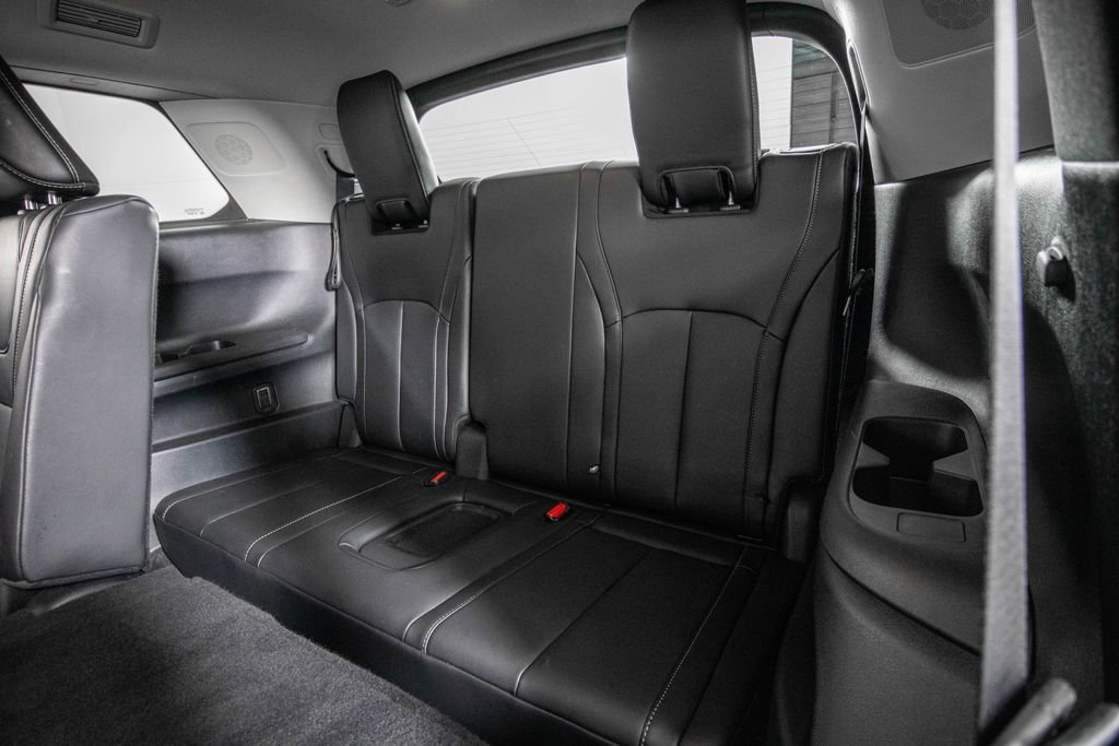 Used 2025 INFINITI QX60 Pure image 13