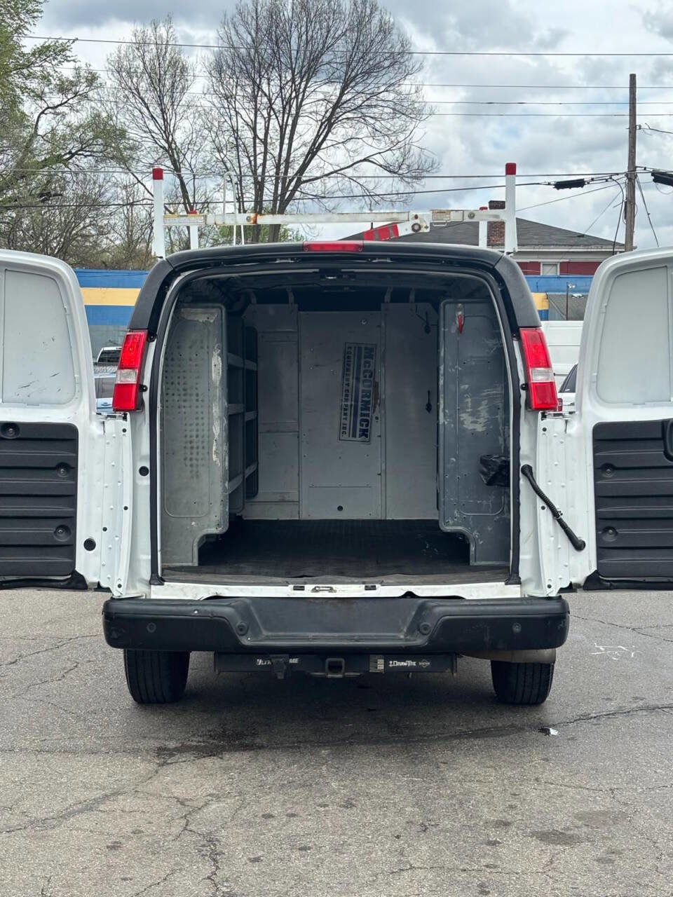 Used 2019 Chevrolet Express 2500 w/ Driver Convenience Package image 11