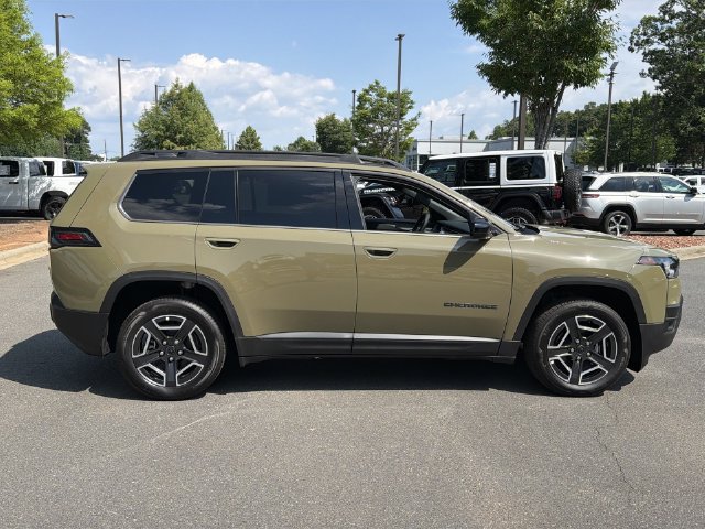 New 2026 Jeep Cherokee Laredo AWD/4WD image 13