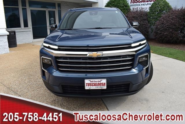 New 2026 Chevrolet Traverse LT w/ Driver Confidence Package FWD image 3