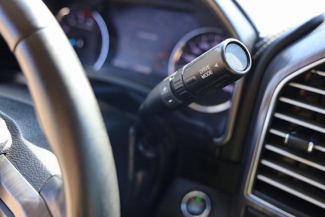 Used 2021 Ford F350 Limited w/ FX4 Off-Road Package image 25