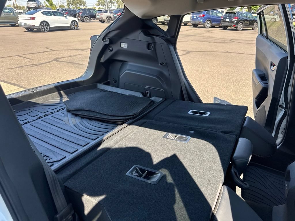 Certified 2024 Subaru Crosstrek 2.5i Limited w/ Crosstrek Mirror Package AWD/4WD image 17