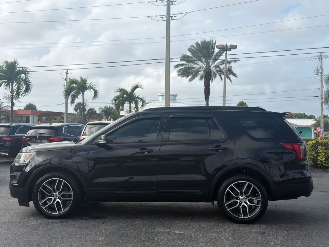 Used 2016 Ford Explorer Sport w/ Equipment Group 401A image 2