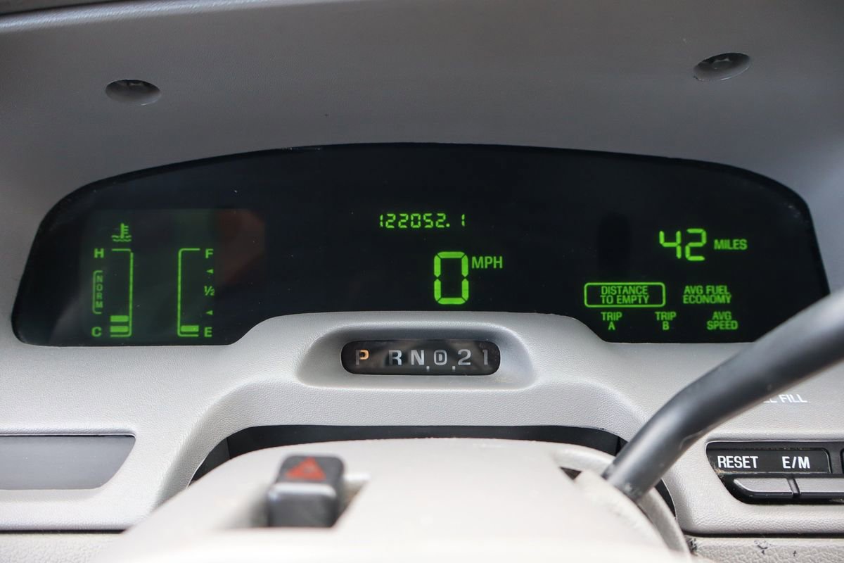 Used 2002 Mercury Grand Marquis LS image 33