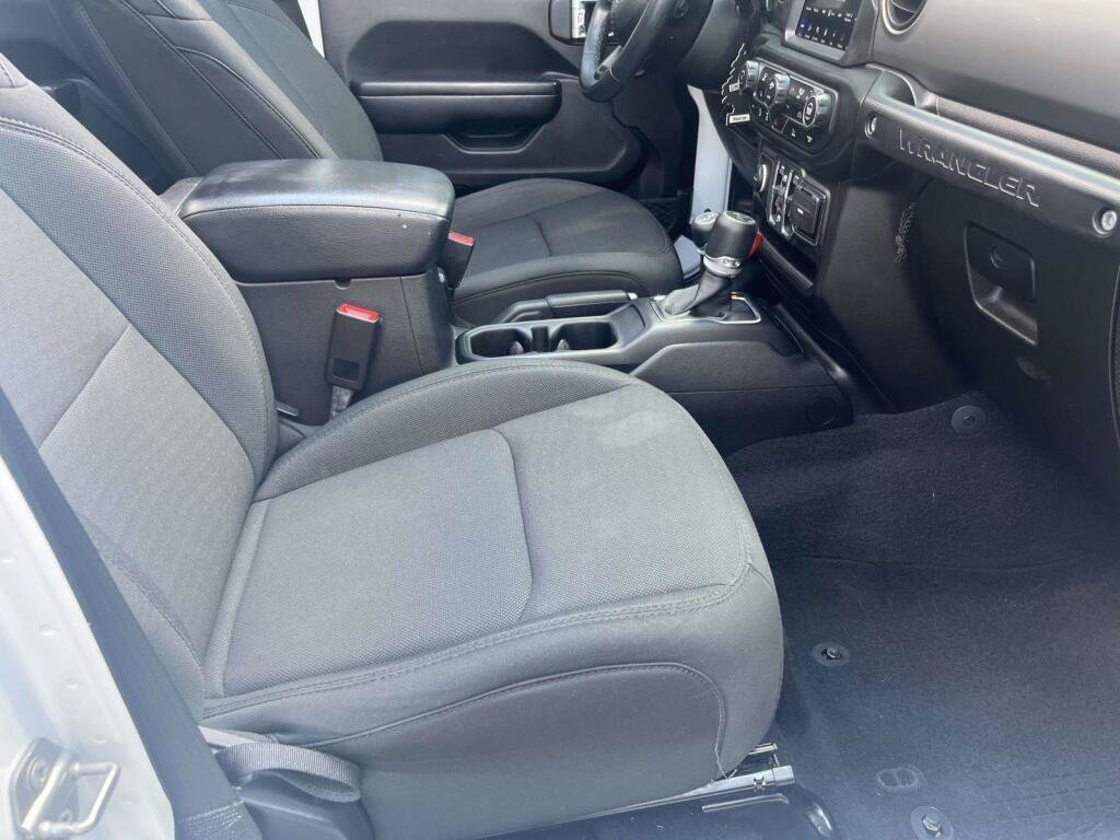 Used 2021 Jeep Wrangler Unlimited Sport AWD/4WD image 20