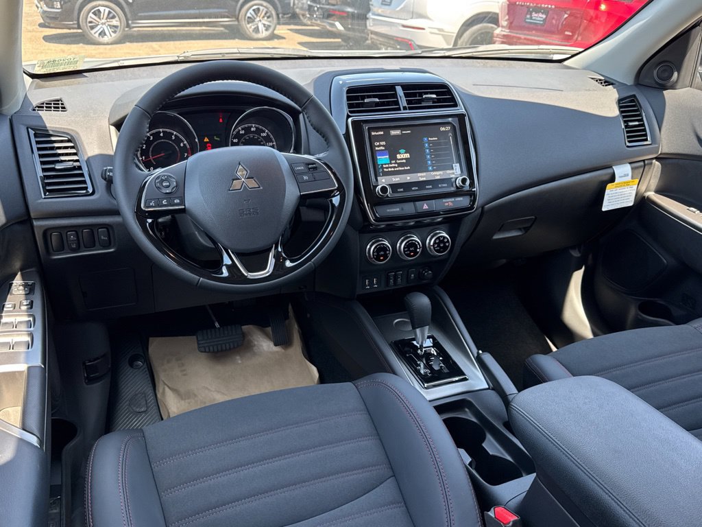 New 2027 Mitsubishi Outlander Sport SE FWD image 7