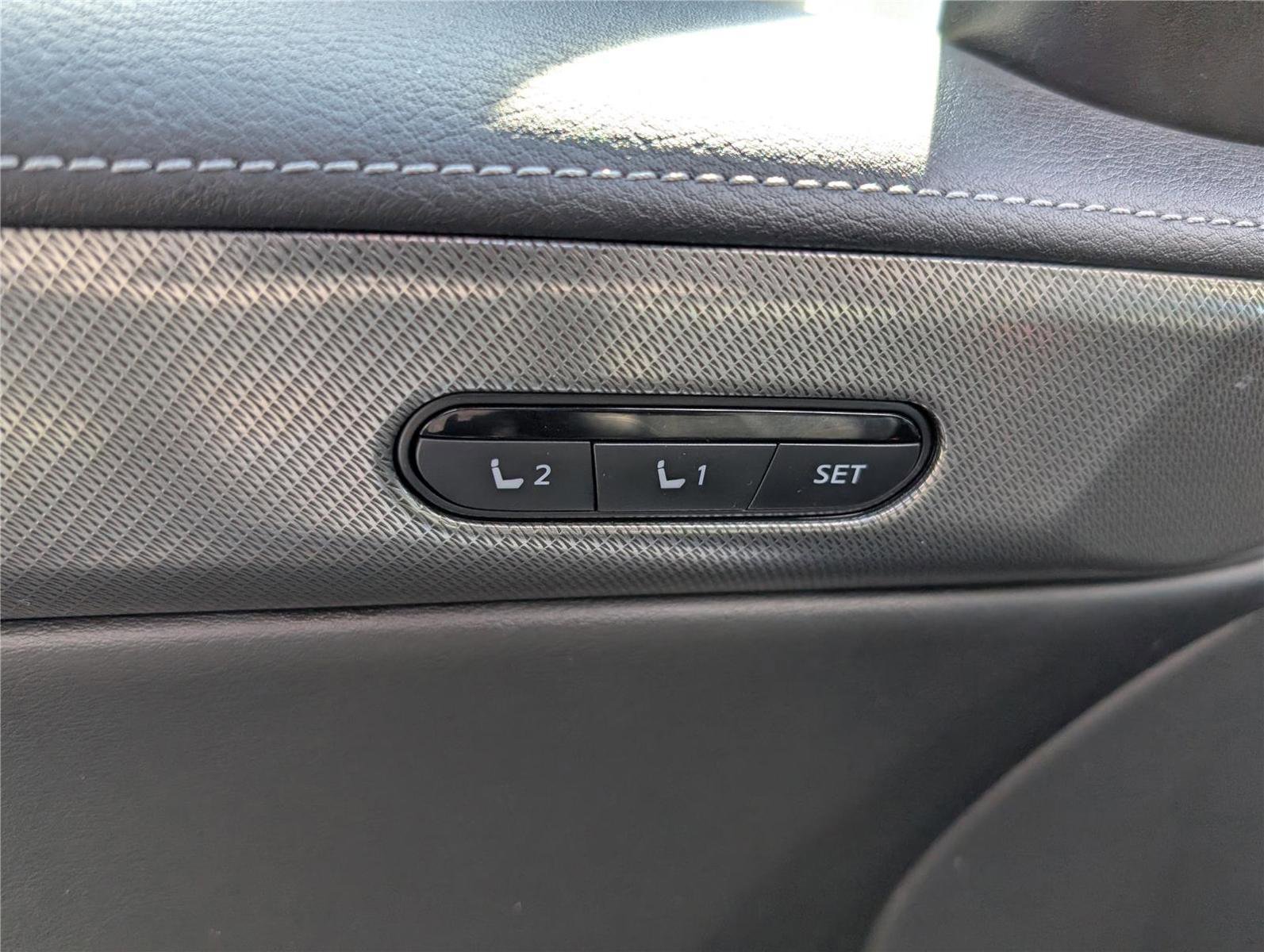 Used 2023 INFINITI QX60 Luxe w/ Cargo Package image 23