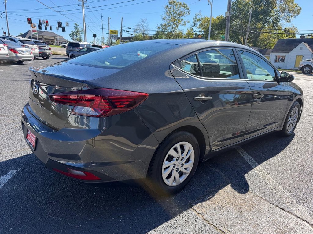 Used 2020 Hyundai Elantra SE FWD image 6