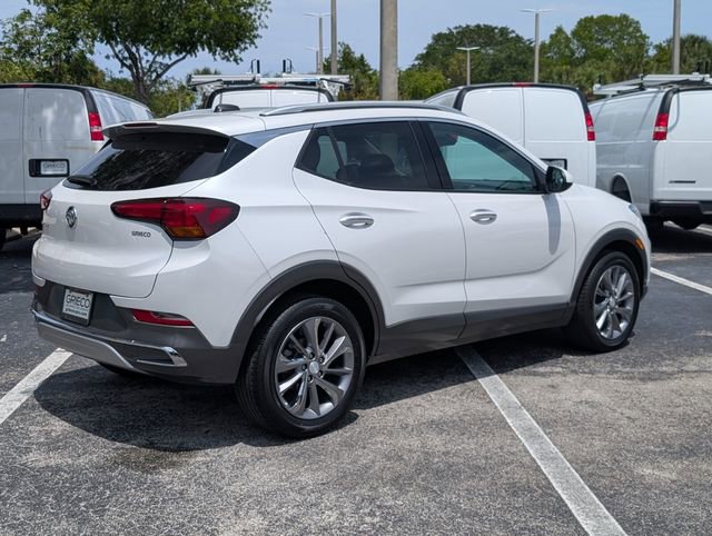 Used 2023 Buick Encore GX Essence w/ Experience Buick Package FWD image 7