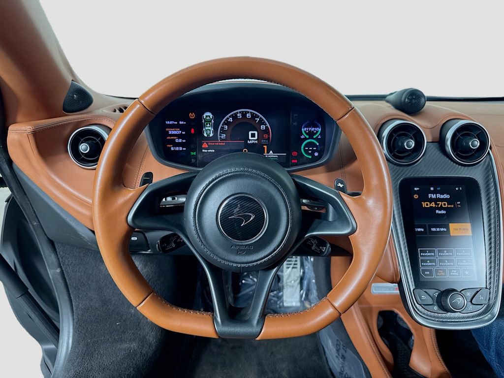 Used 2016 McLaren 570S Coupe RWD image 21