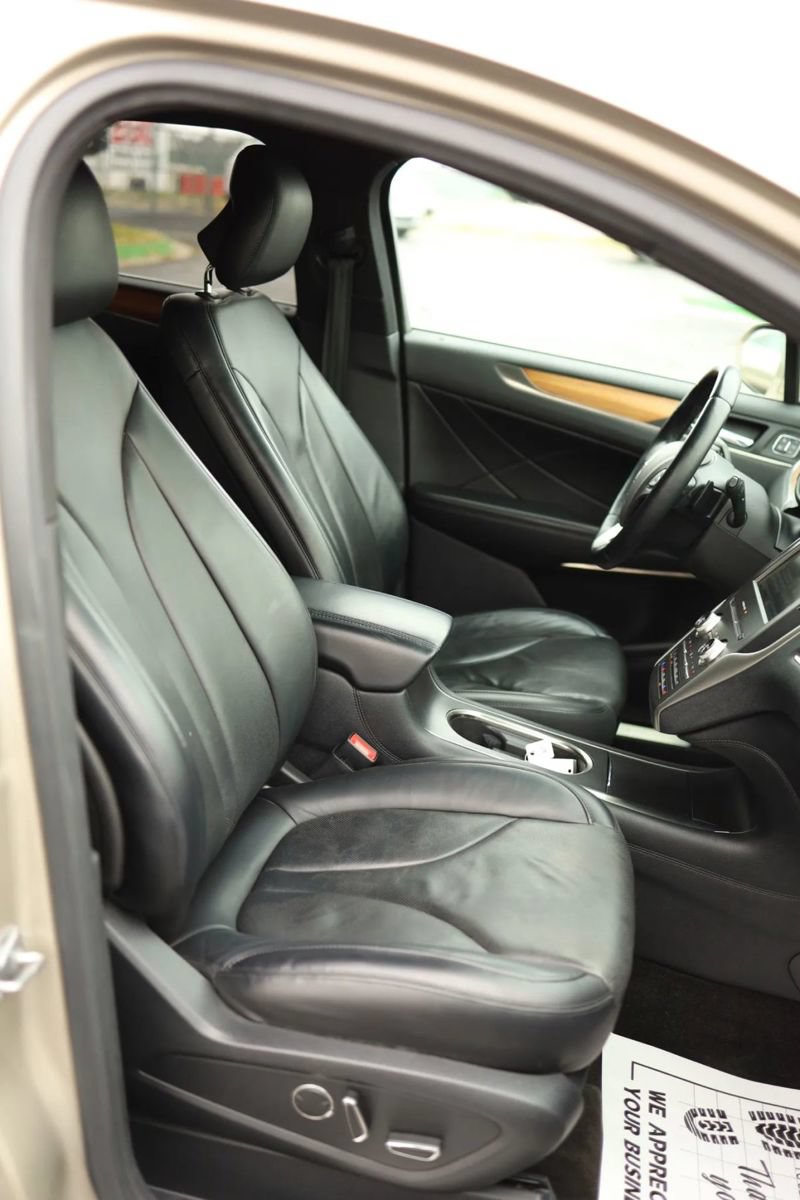 Used 2015 Lincoln MKC AWD w/ Equipment Group 102A Reserve image 49
