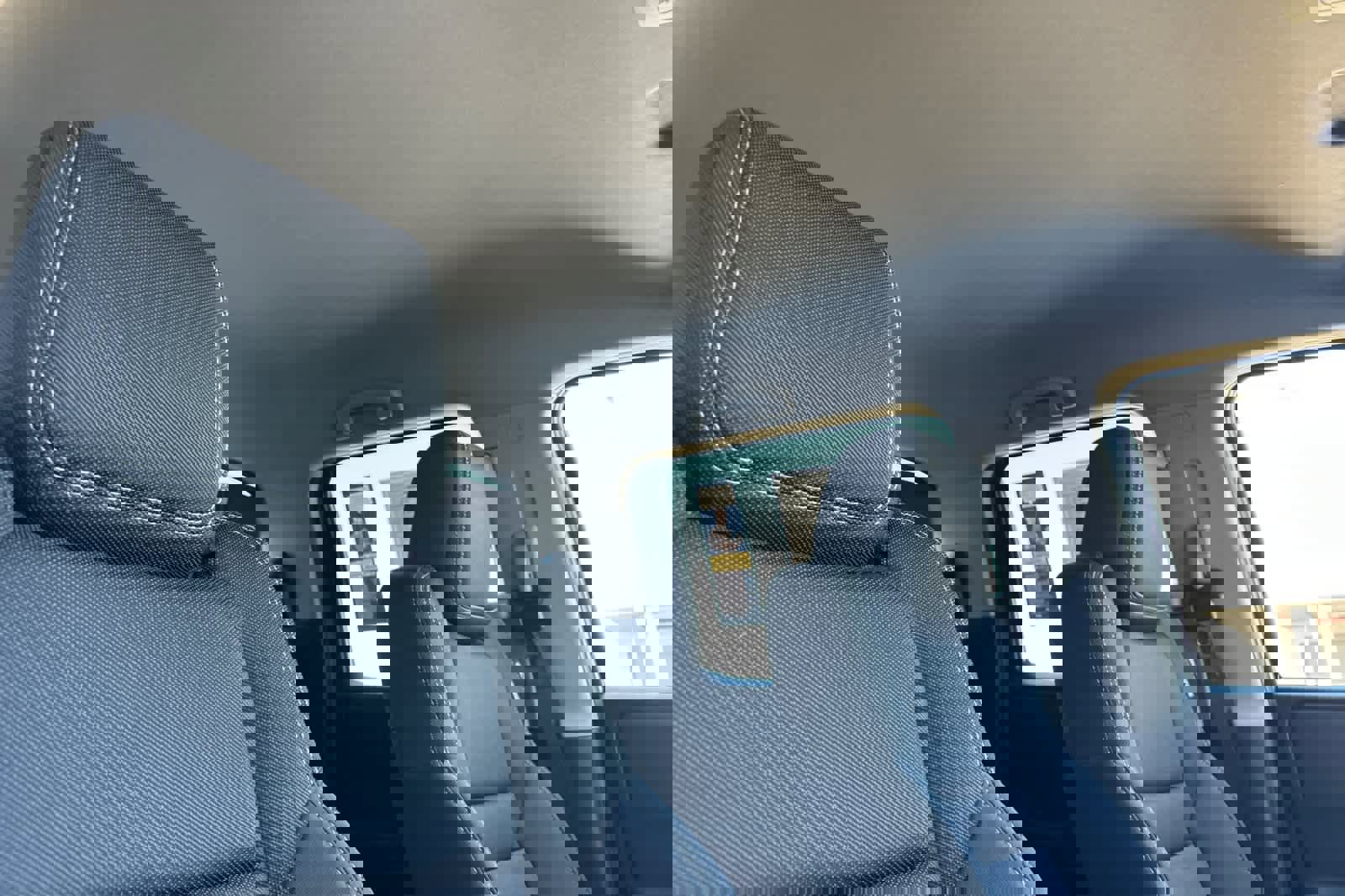 Used 2024 Nissan Frontier SV w/ Technology Package image 15