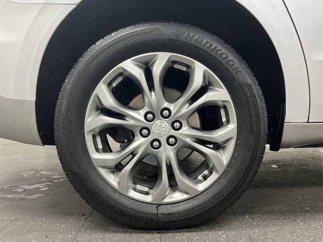 Certified 2019 Buick Enclave Avenir w/ Avenir Technology Package AWD/4WD image 34