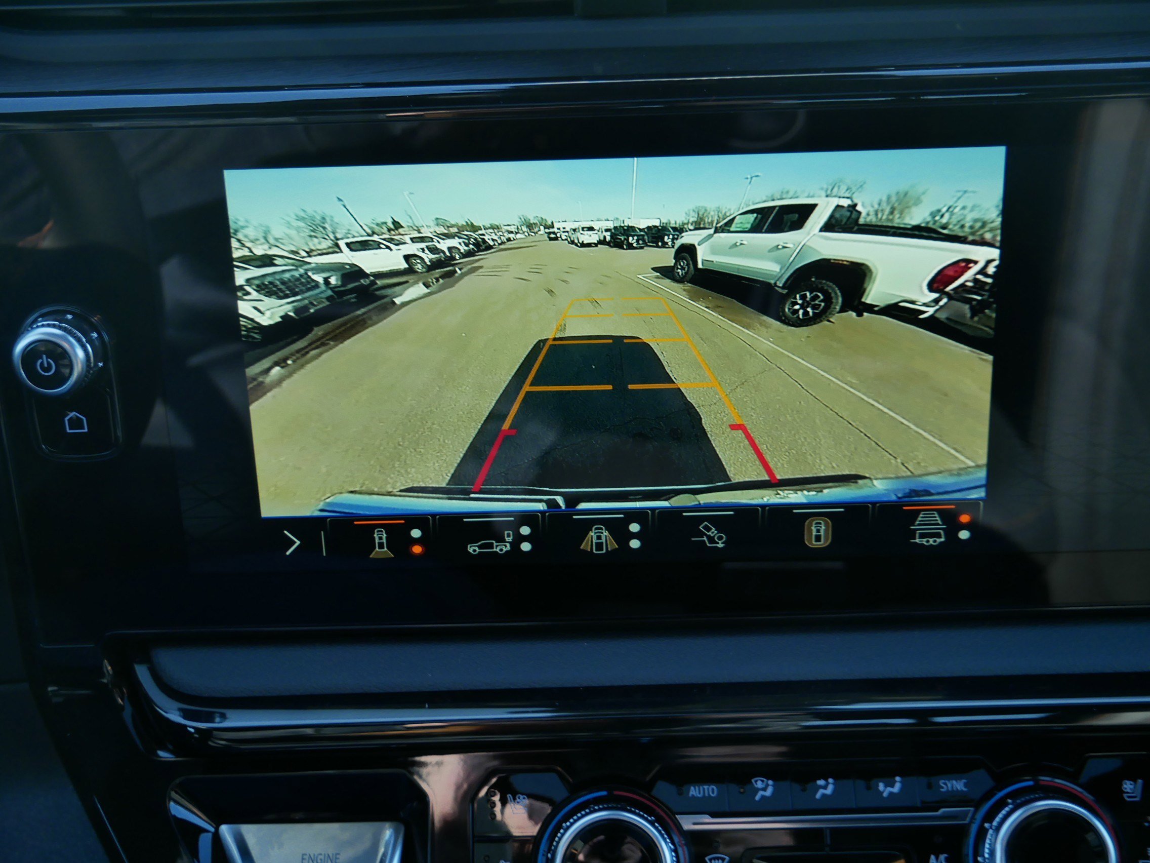 New 2026 GMC Sierra 1500 AT4 w/ Technology Package image 10