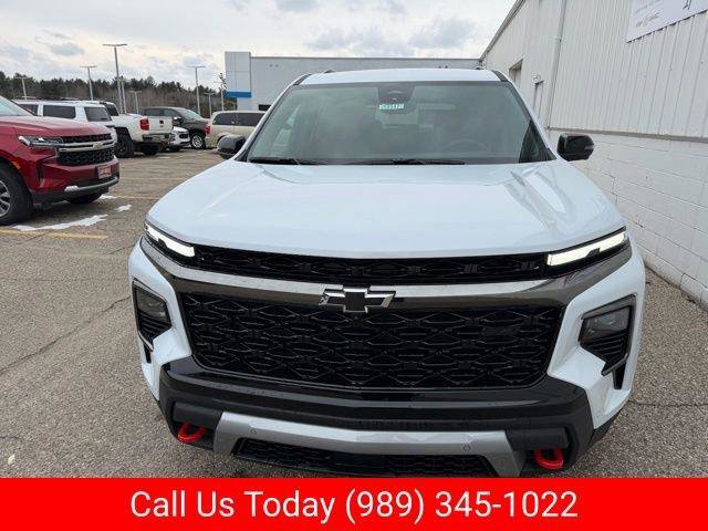 New 2026 Chevrolet Traverse Z71 w/ Enhanced Driving Package image 4