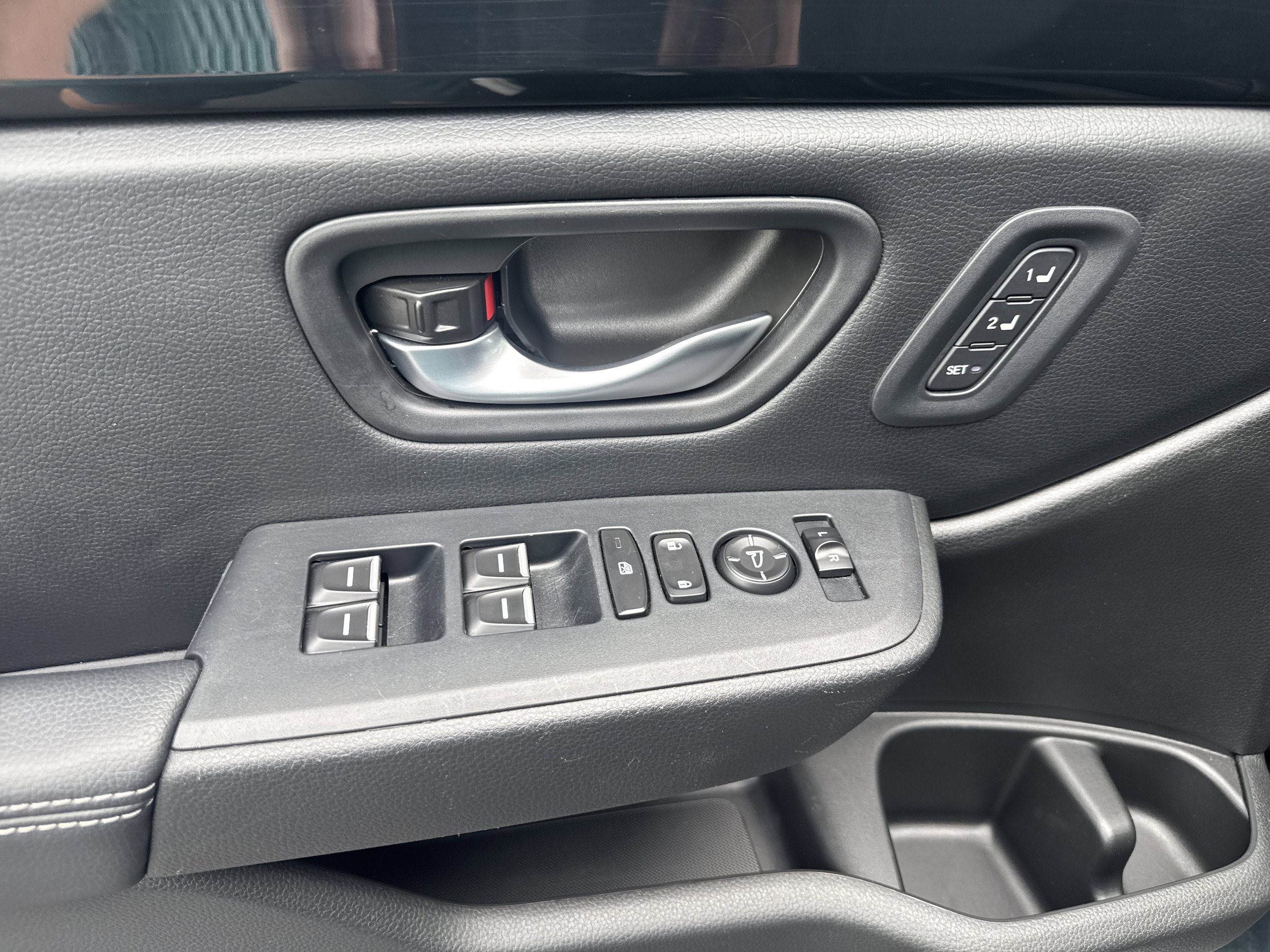 Used 2024 Honda Pilot Touring image 9