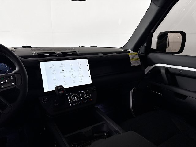 New 2026 Land Rover Defender 130 X-Dynamic SE AWD/4WD image 26
