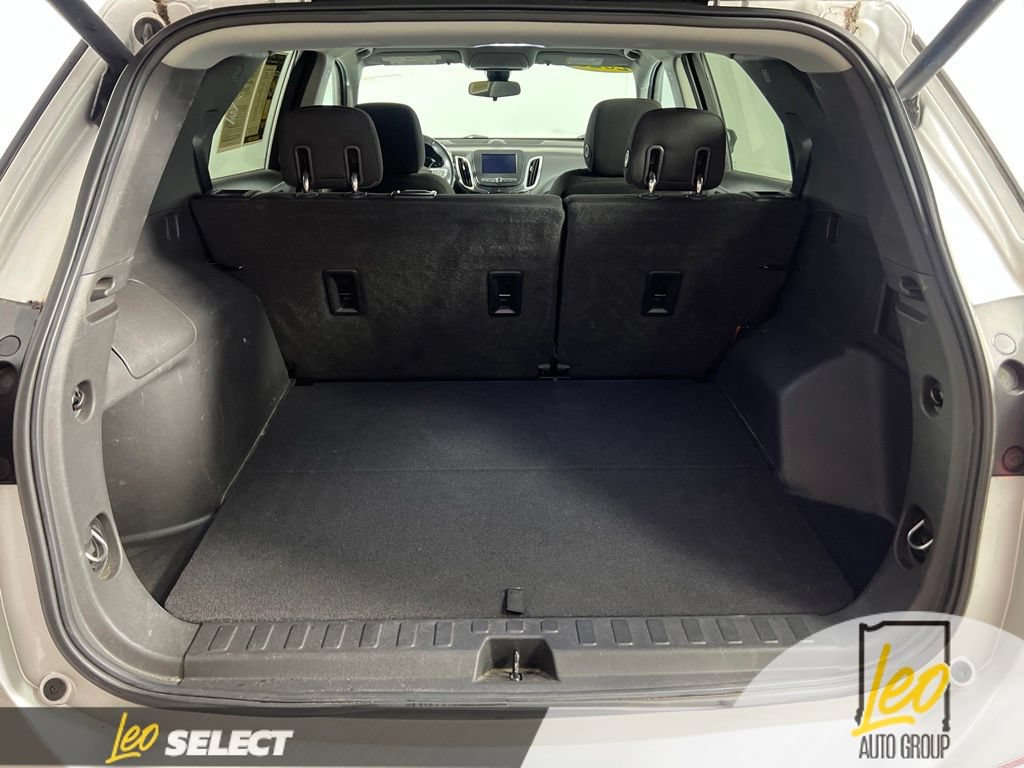 Used 2020 Chevrolet Equinox LT w/ Driver Convenience Package FWD image 5