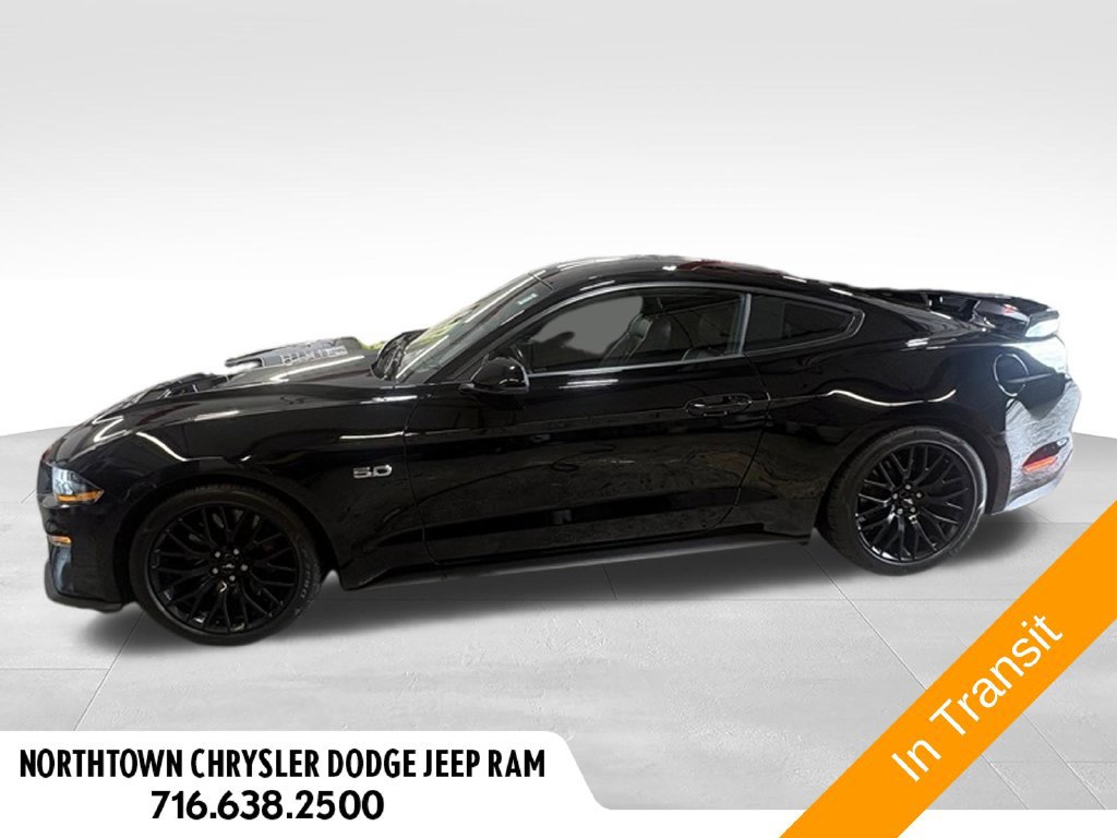 Used 2021 Ford Mustang GT Premium w/ GT Performance Package RWD image 3