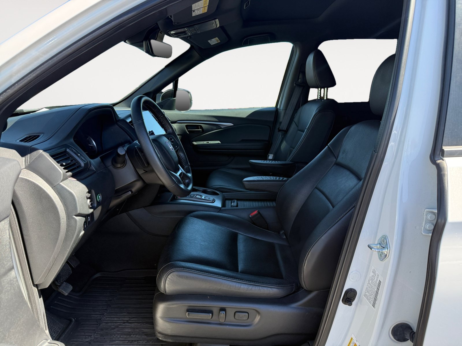 Certified 2023 Honda Passport EX-L image 10