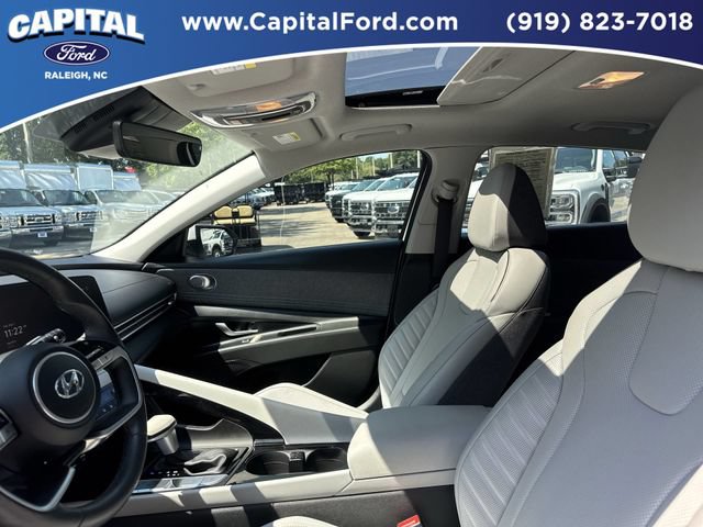 Used 2023 Hyundai Elantra Limited w/ Cargo Package FWD image 22