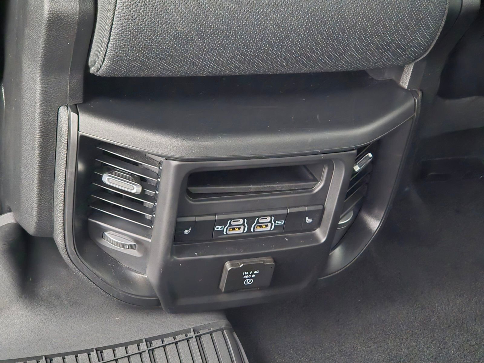 Used 2024 RAM 1500 Laramie image 14