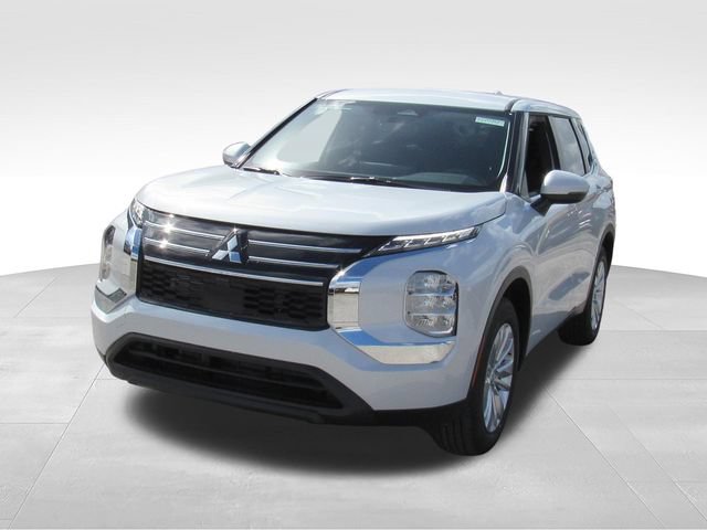 New 2026 Mitsubishi Outlander ES FWD image 7